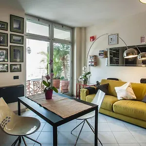 Apartment Modern Giovanni Square, Cagliari